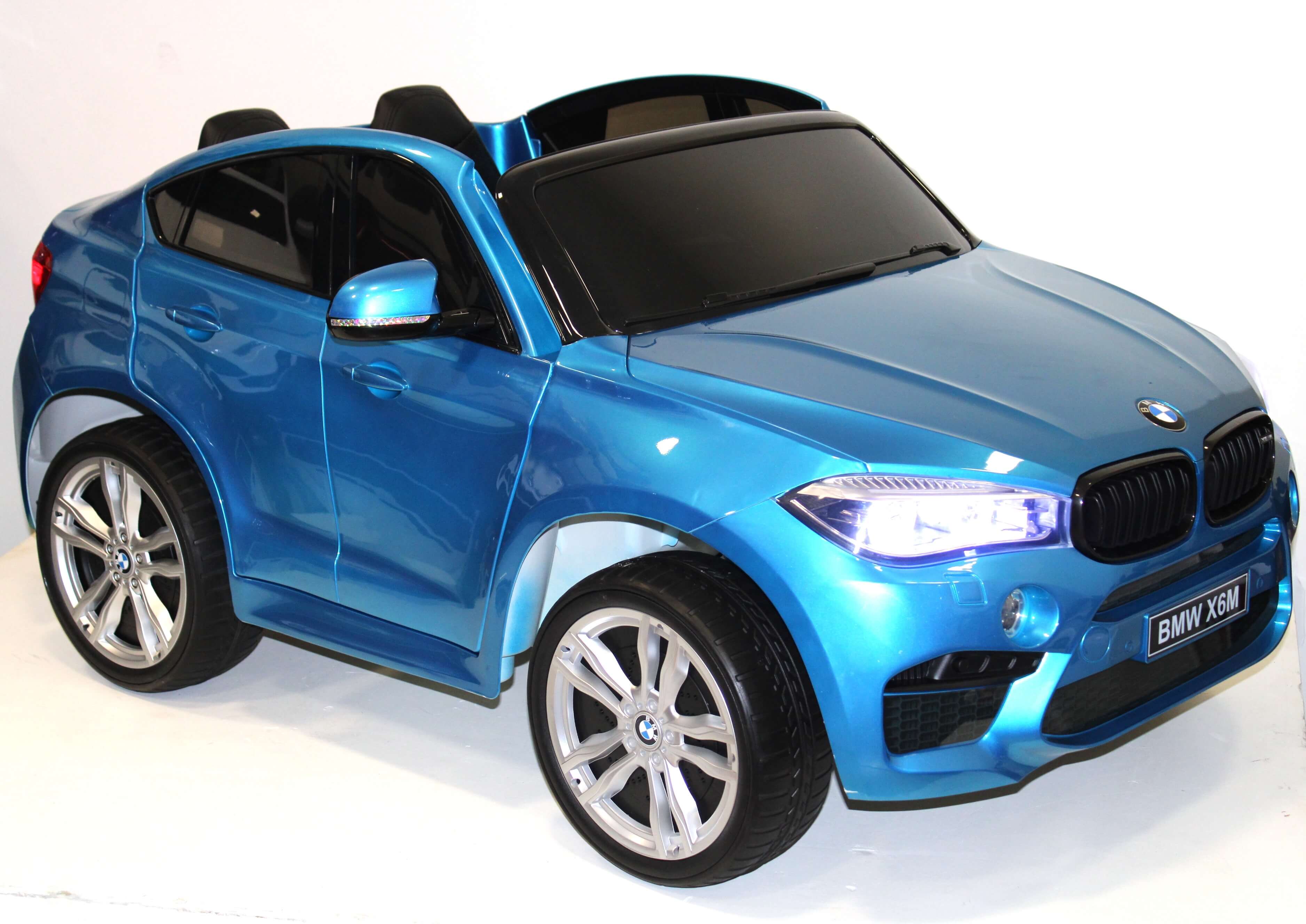 Электромобиль RiverToys BMW X6M (JJ2168)