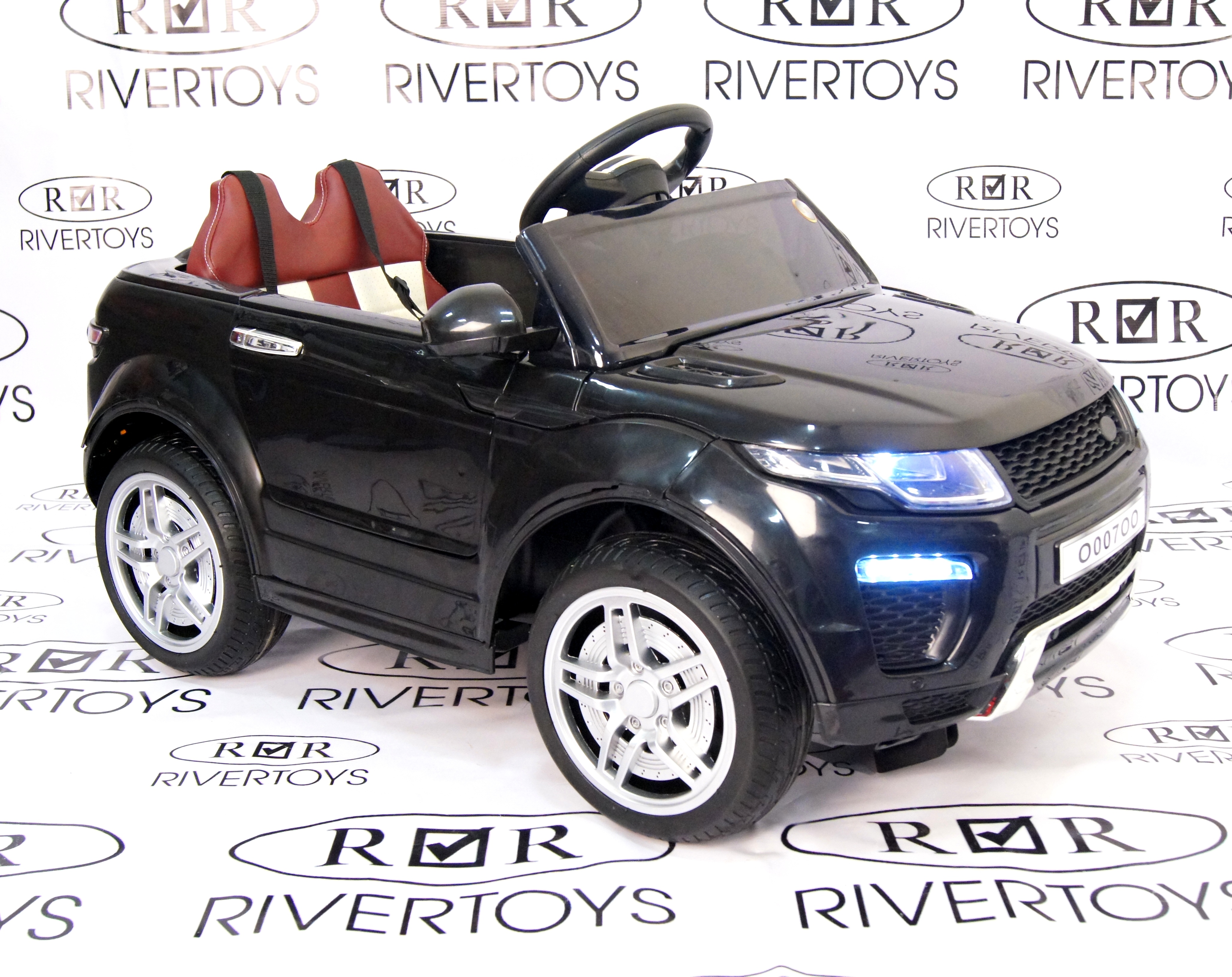 Электромобиль RiverToys Range O007OO VIP черный