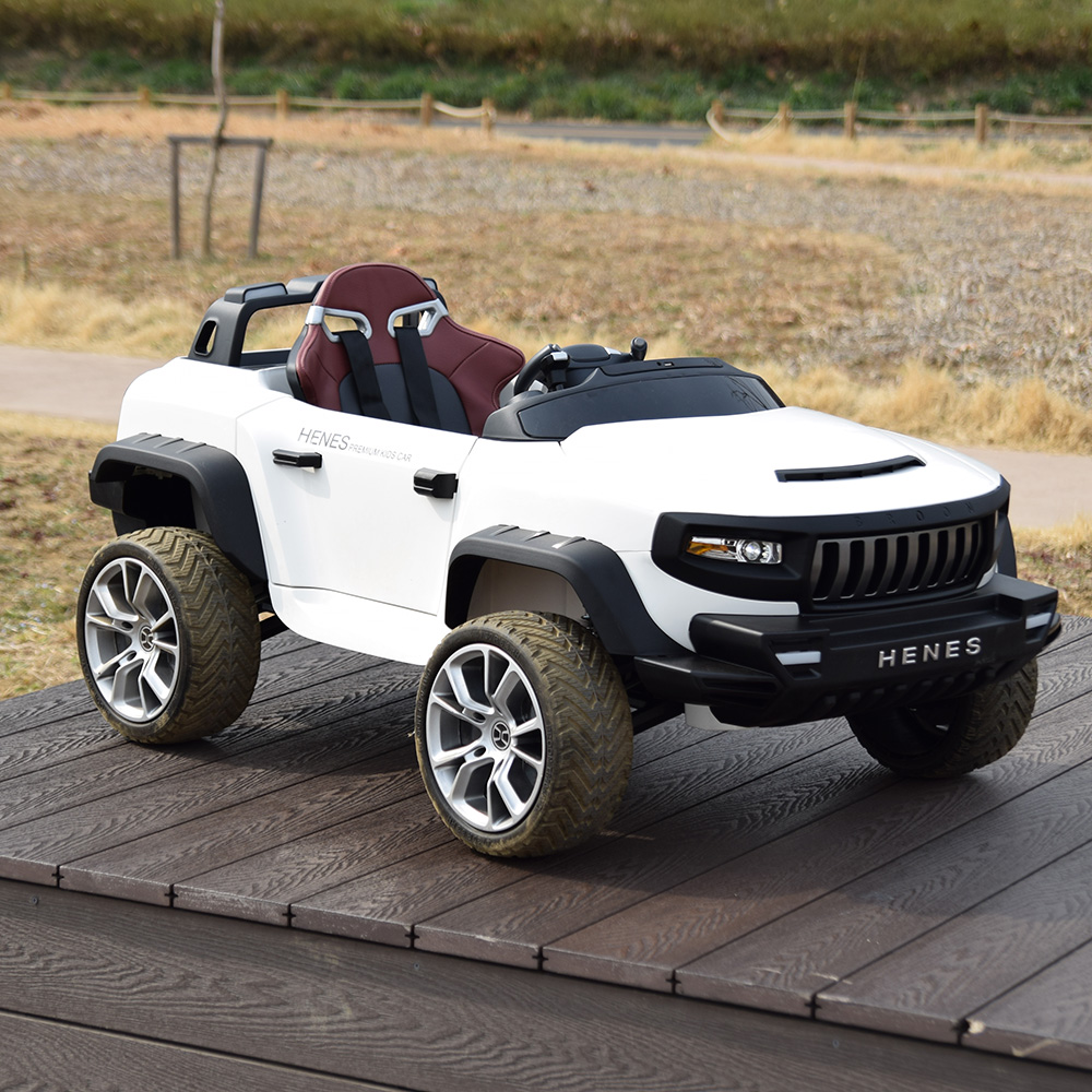 Детский электромобиль Henes Т8 Sports LI-4WD