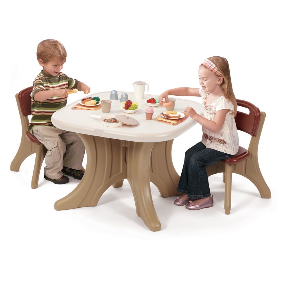 стол и два стула для детей