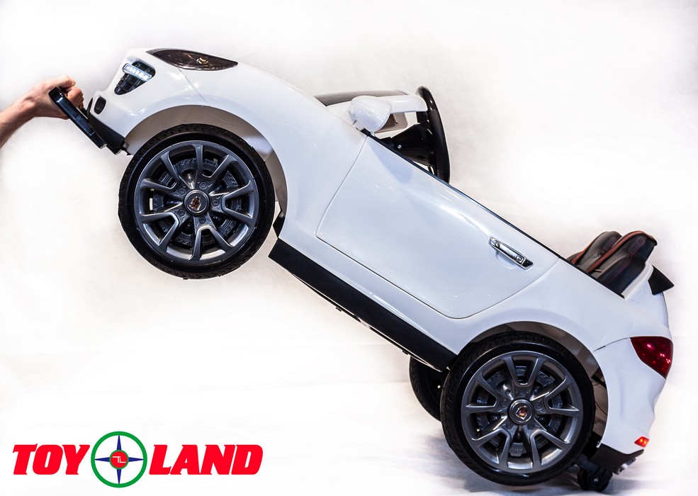 Электромобиль ToyLand Porsche Cayenne SH-808 белый