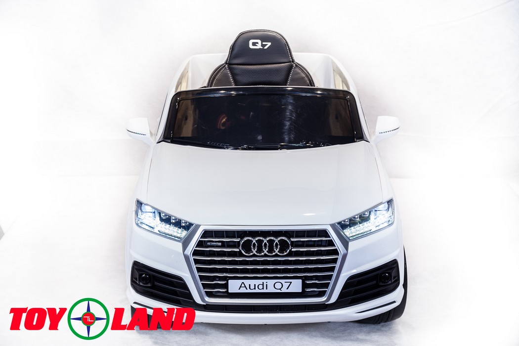 Электромобиль ToyLand Audi Q7 высокая дверь белый