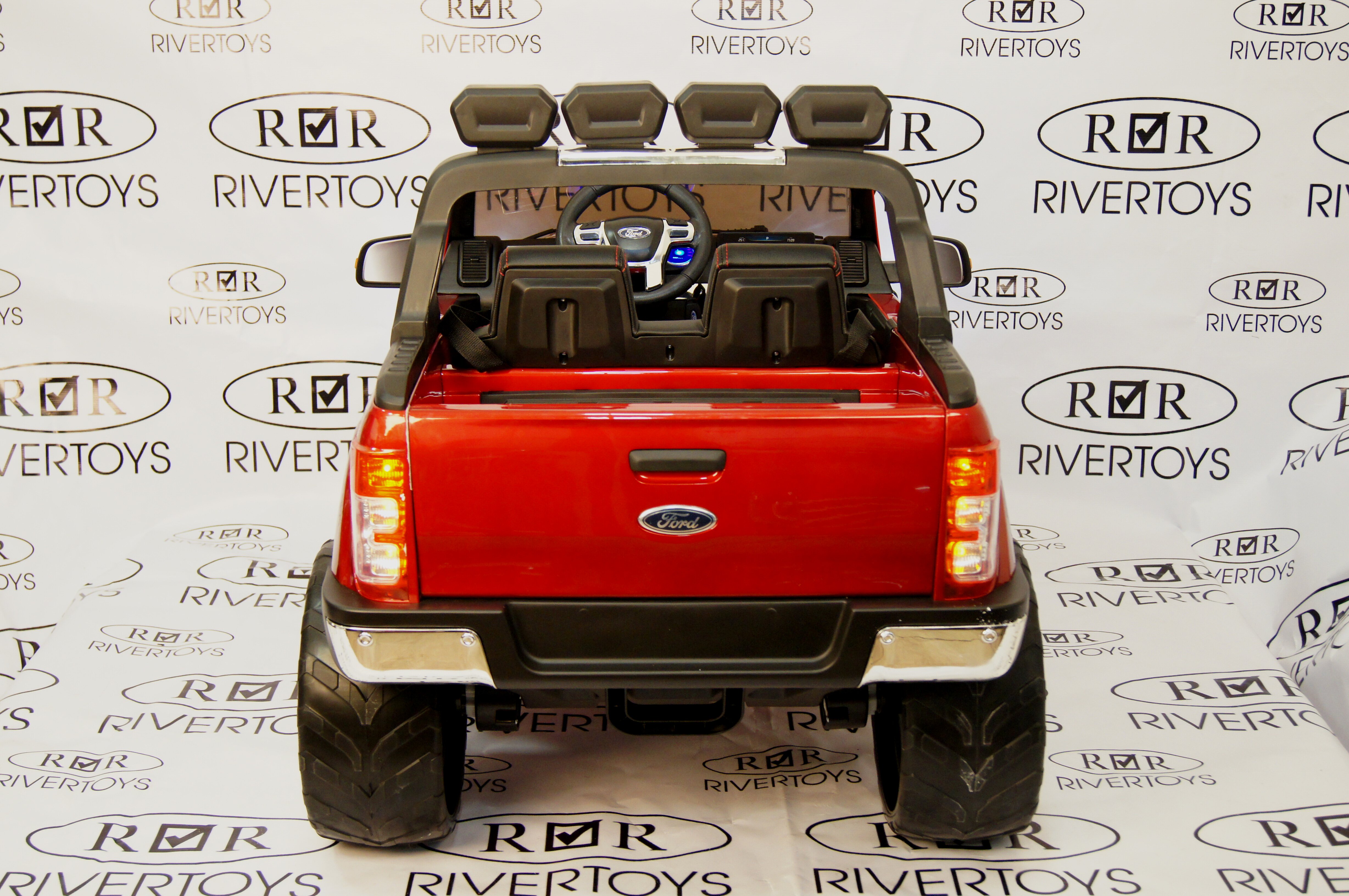 Электромобиль RiverToys NEW FORD RANGER 4WD