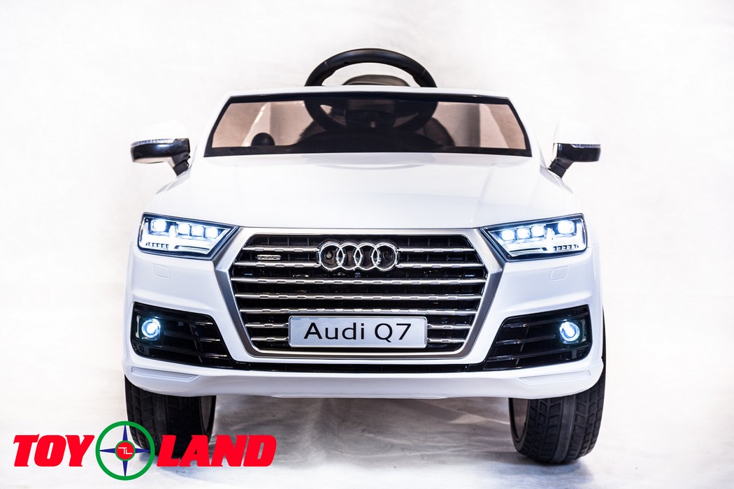 Электромобиль ToyLand Audi Q7 белый