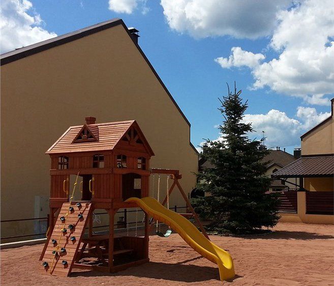 

Игровая площадка Rainbow Play Systems Carnival Clubhouse, Carnival Clubhouse