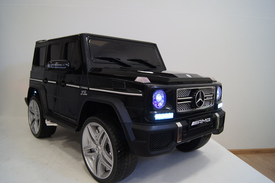 Электромобиль RiverToys Mercedes-Benz G65 AMG черный