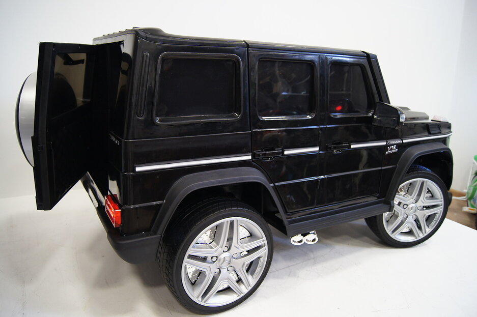 Электромобиль RiverToys Mercedes-Benz G65 AMG черный