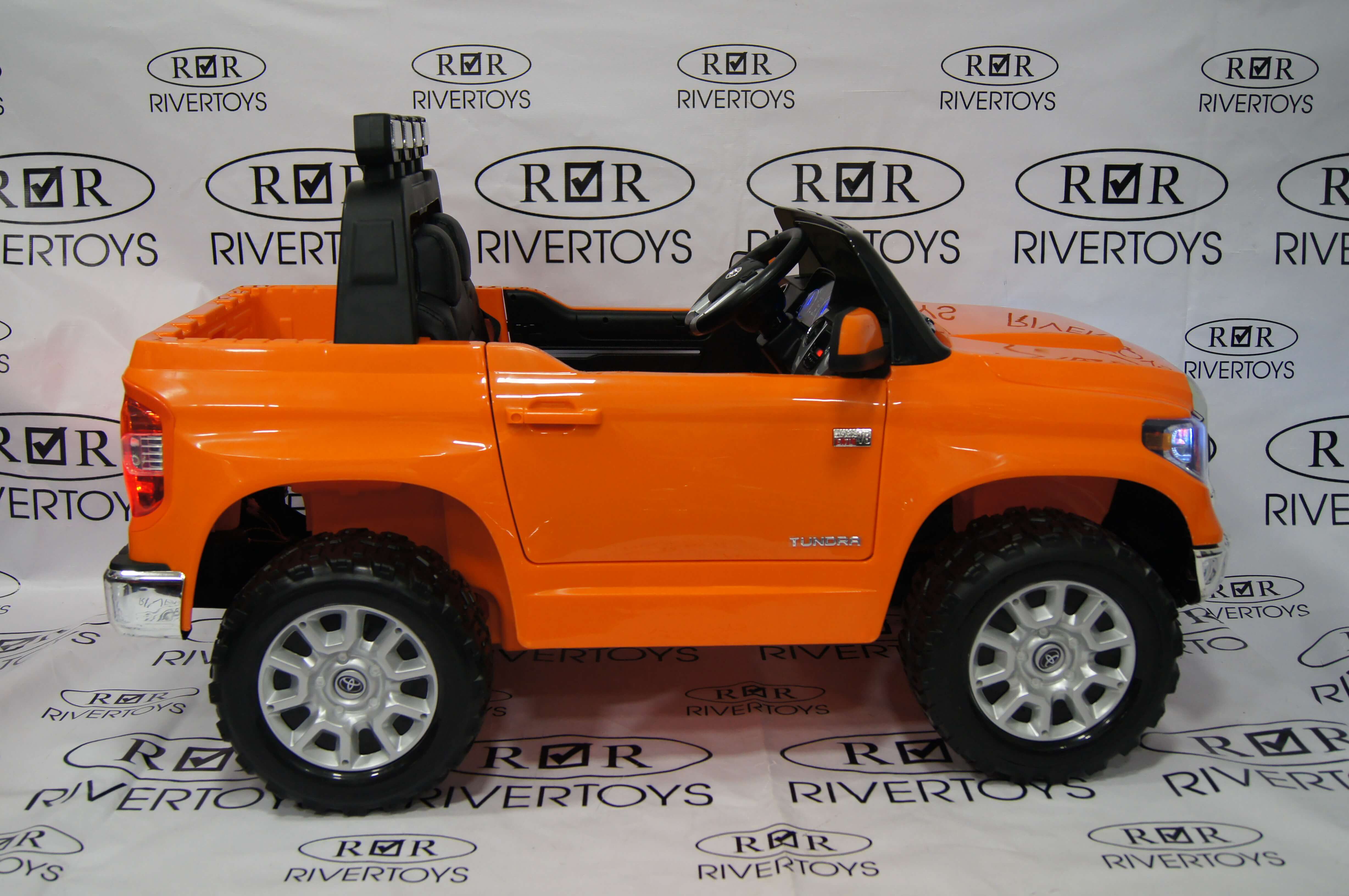 Электромобиль RiverToys TOYOTA TUNDRA MINI JJ2266