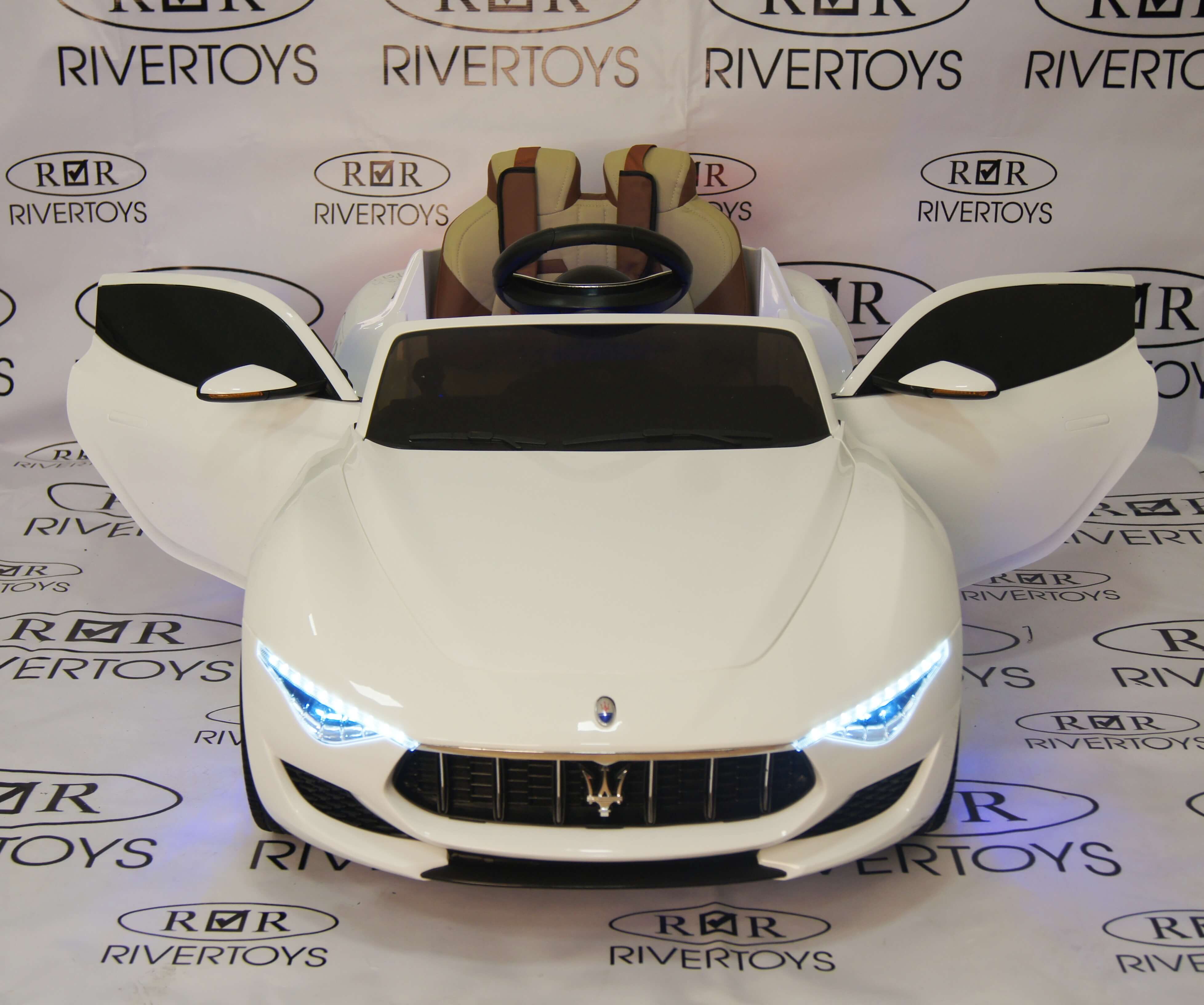 Электромобиль RiverToys Maserati A005AA