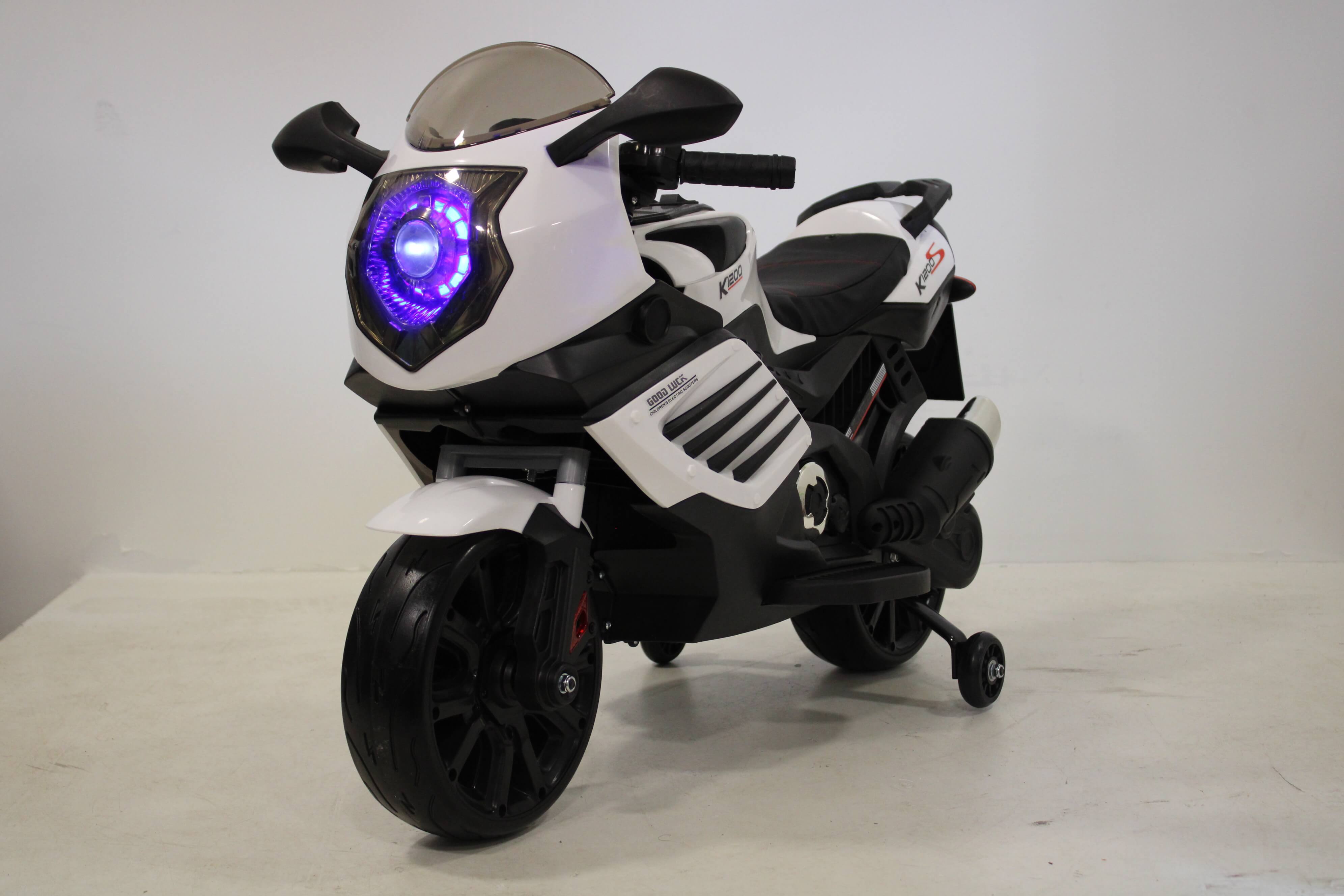 RIVERTOYS трицикл Moto hl 218