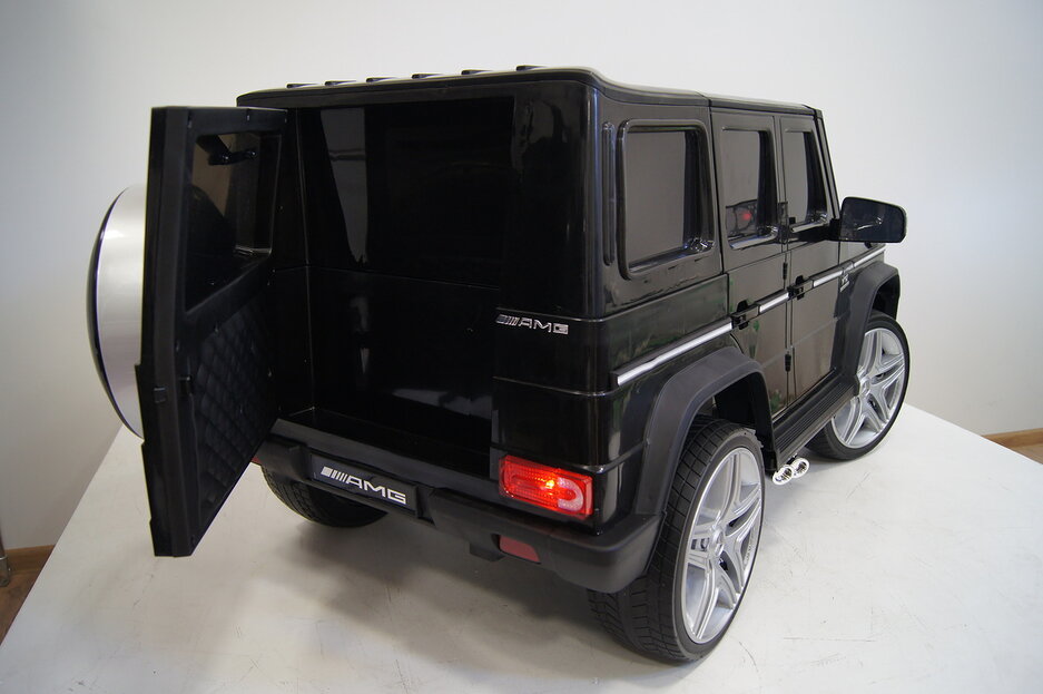 Электромобиль RiverToys Mercedes-Benz G65 AMG черный