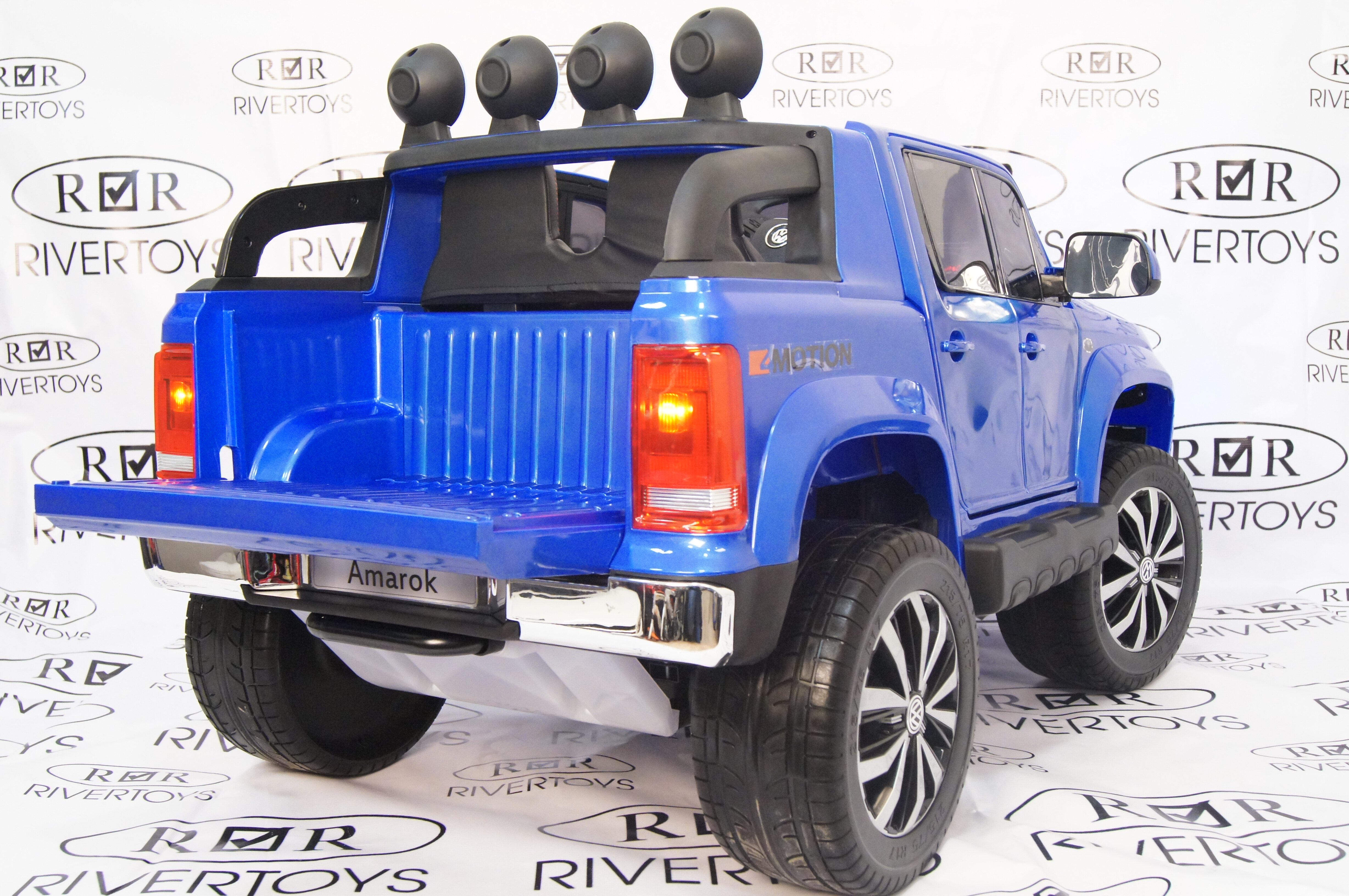 Электромобиль RiverToys VOLKSWAGEN-AMAROK-M999MM