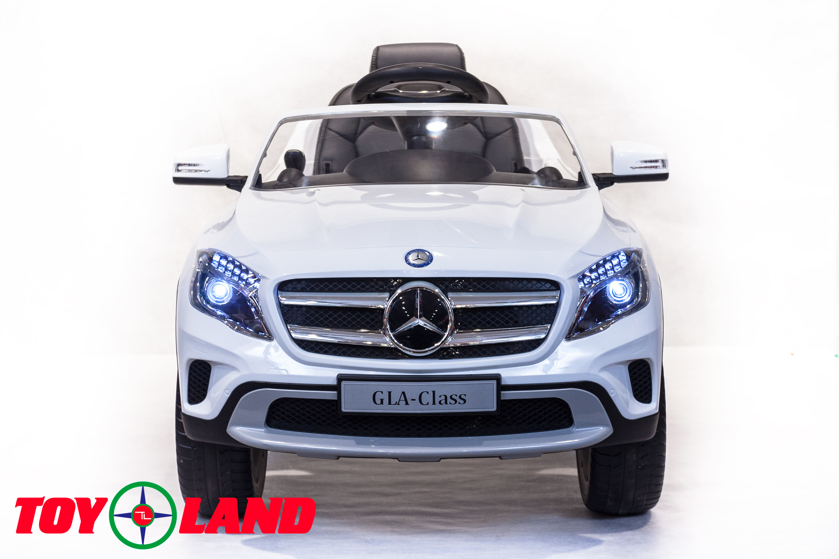 Детский электромобиль Toyland Mercedes-Benz GLA белый