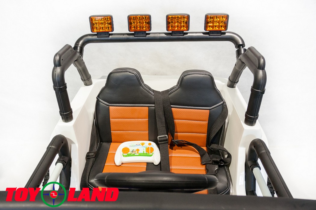 Электромобиль ToyLand Jeep WHE 1688 4Х4 белый