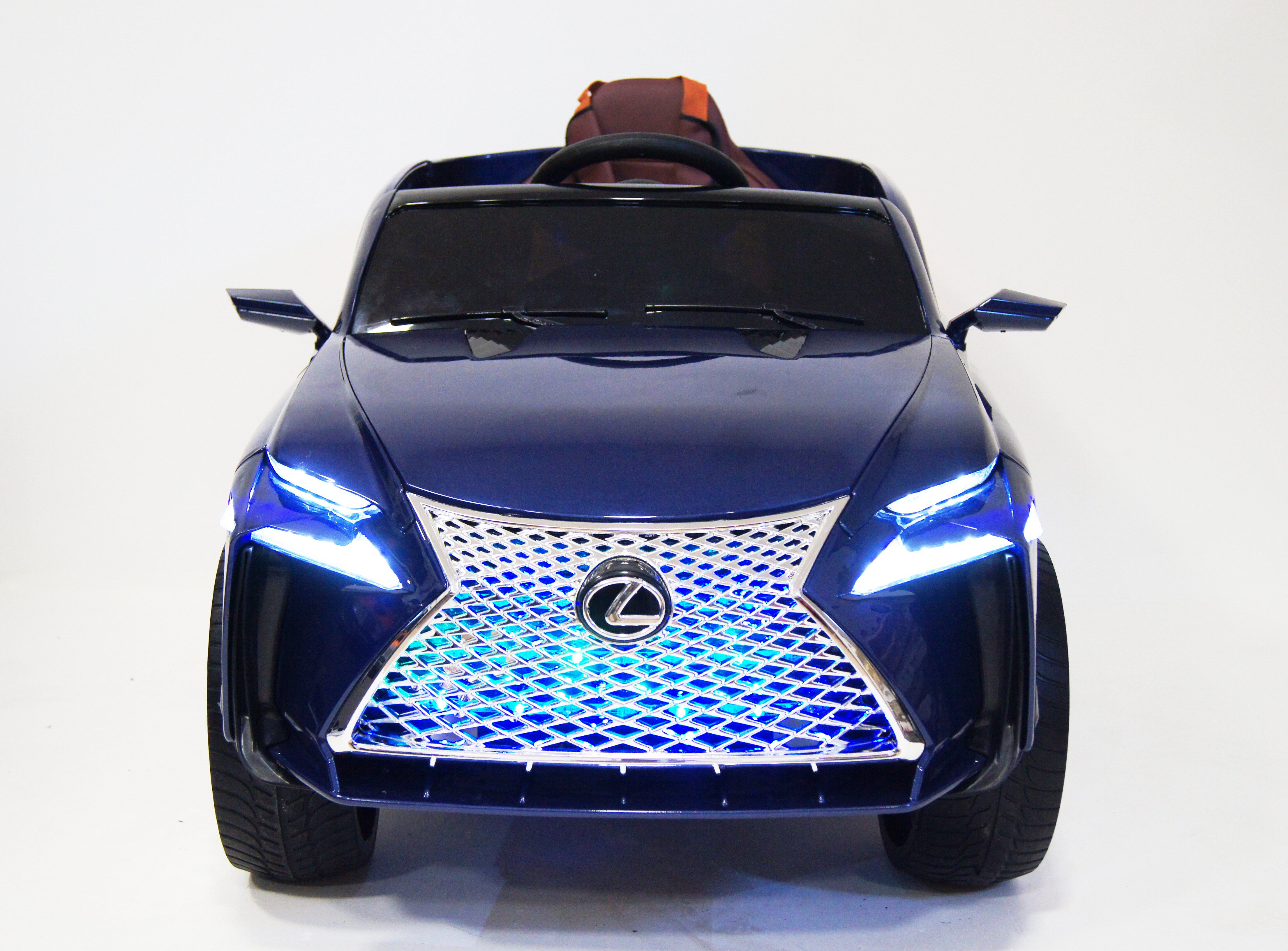 Электромобиль RiverToys Lexus Е111КХ