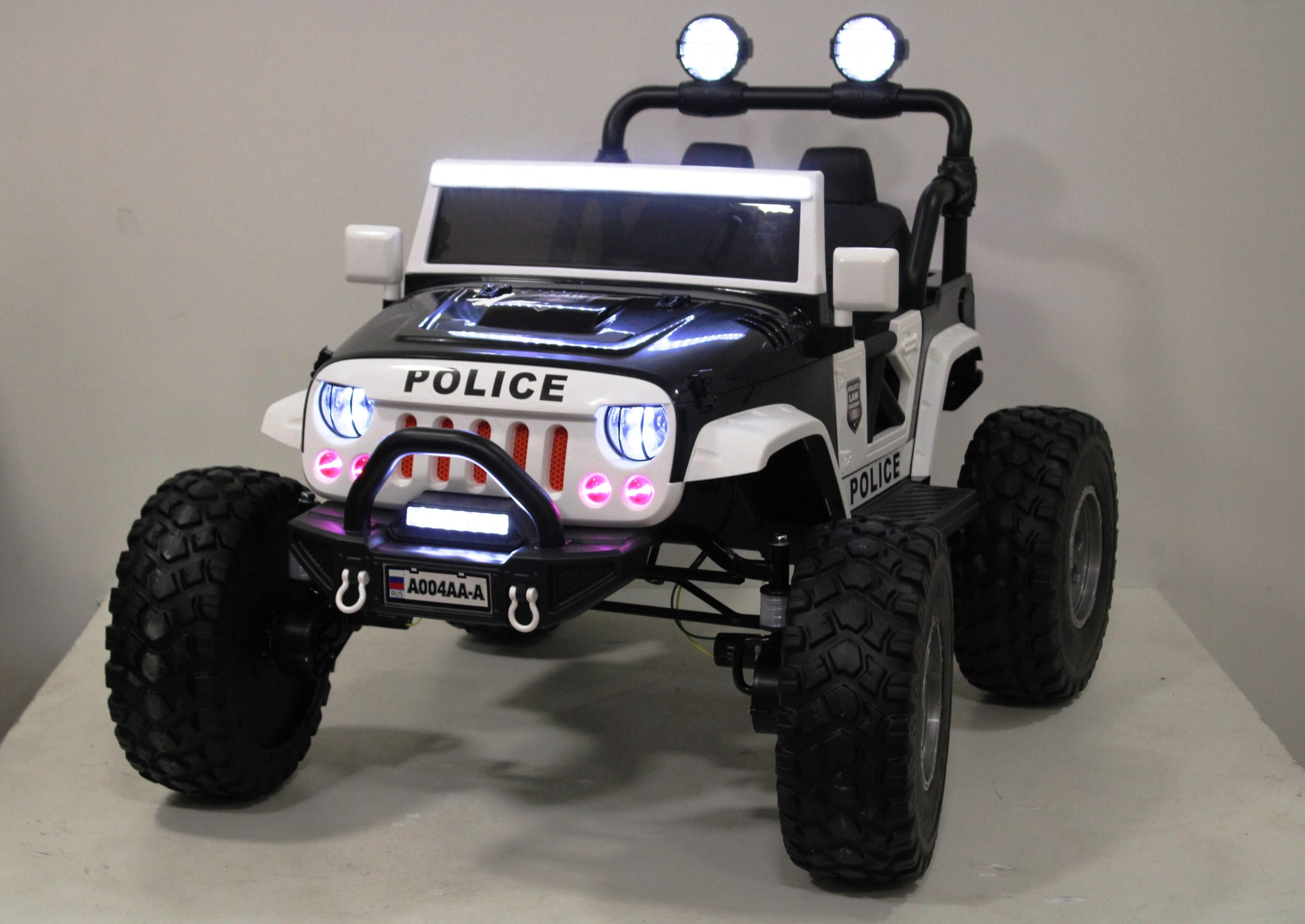 Электромобиль RiverToys Jeep A004AA-А Police