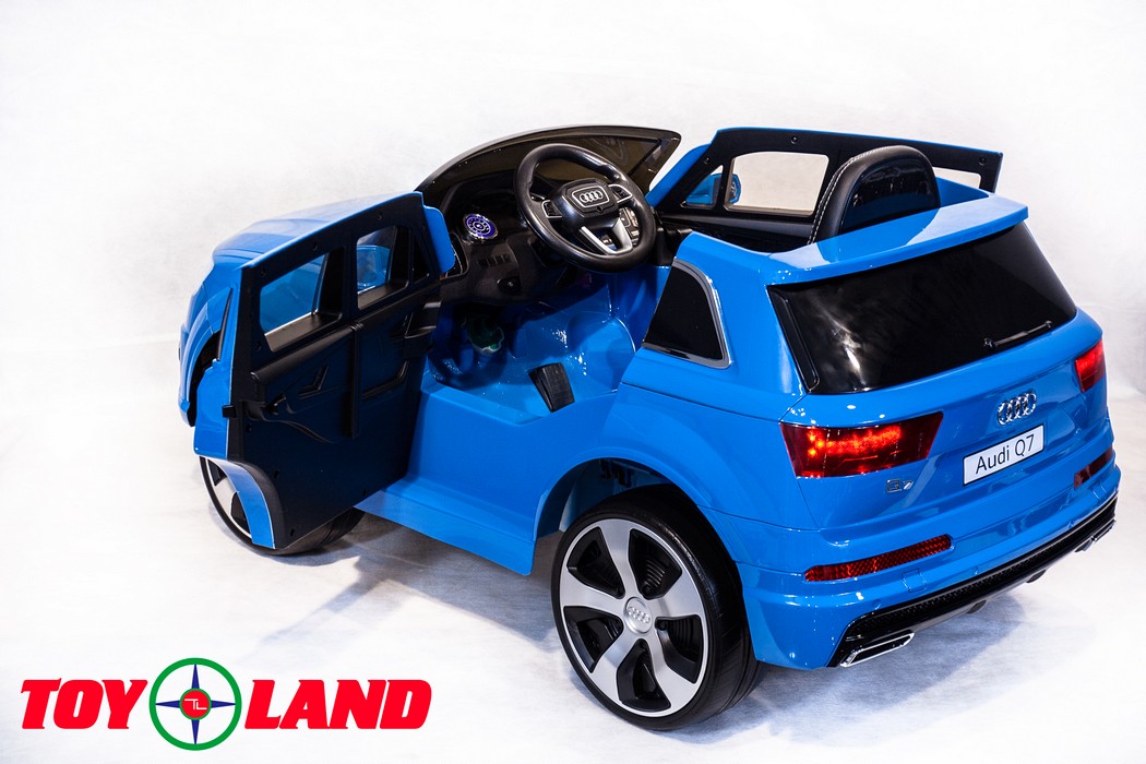 Электромобиль ToyLand Audi Q7 высокая дверь синий