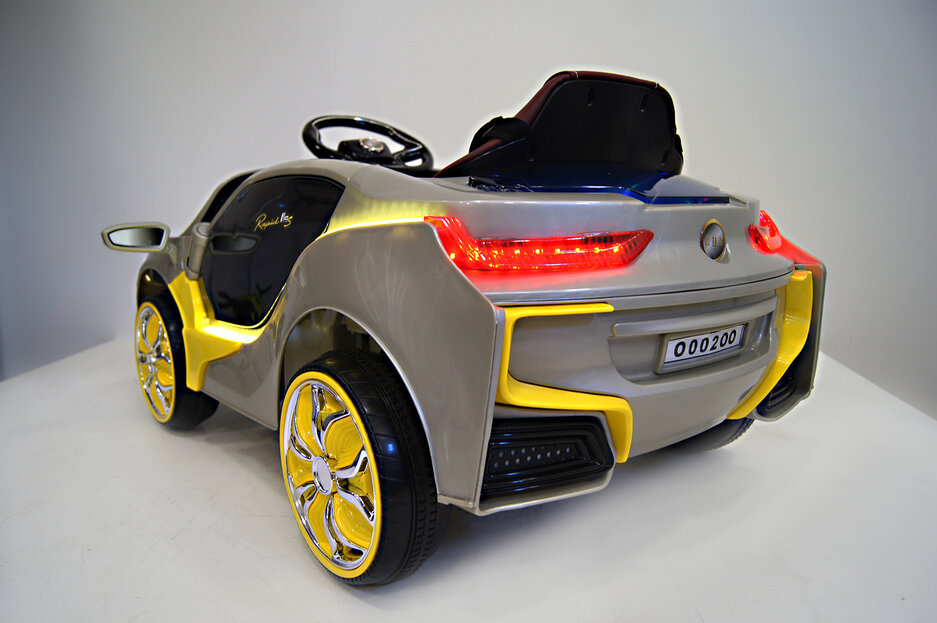 Электромобиль RiverToys BMW O002OO VIP