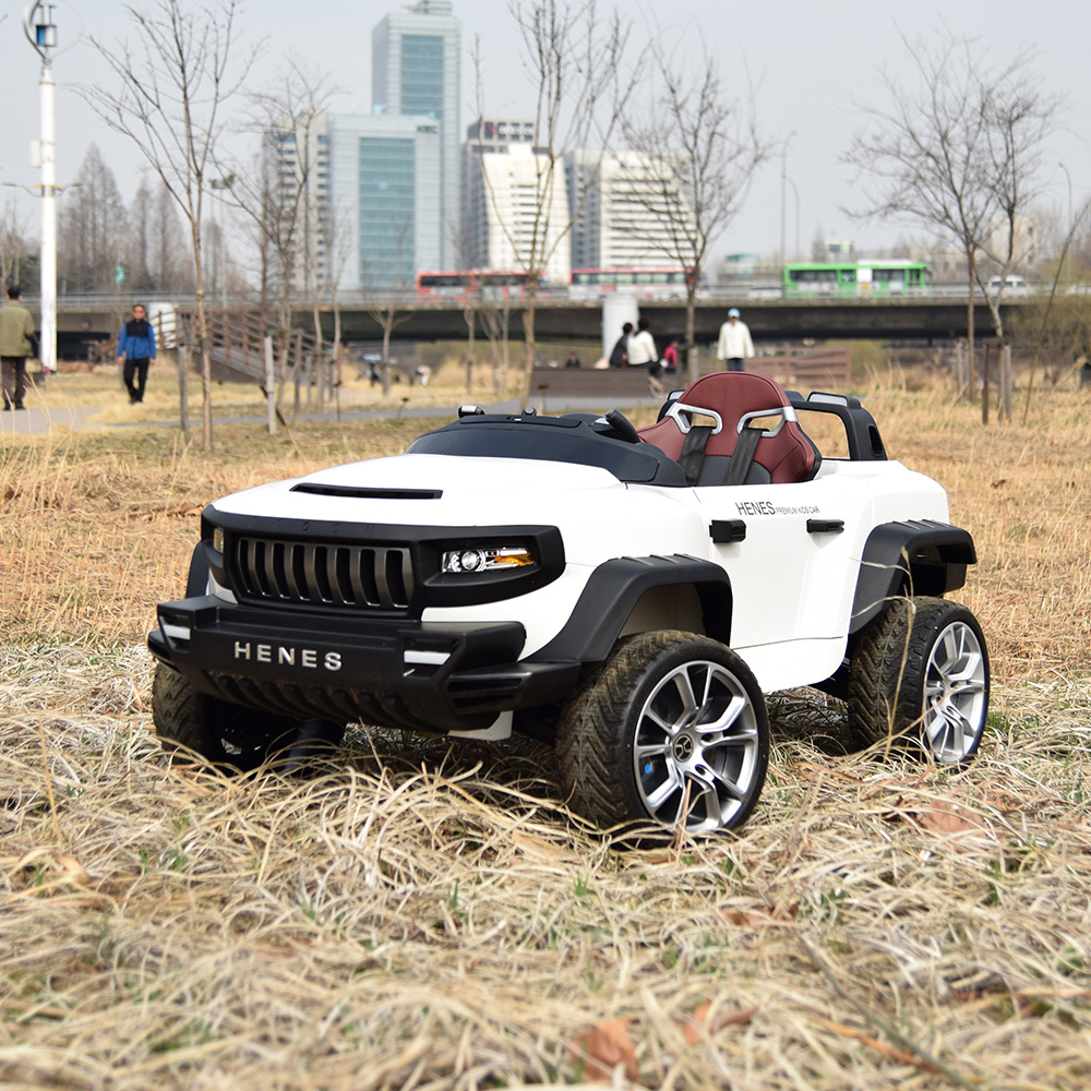 Детский электромобиль Henes Т8 Sports LI-4WD