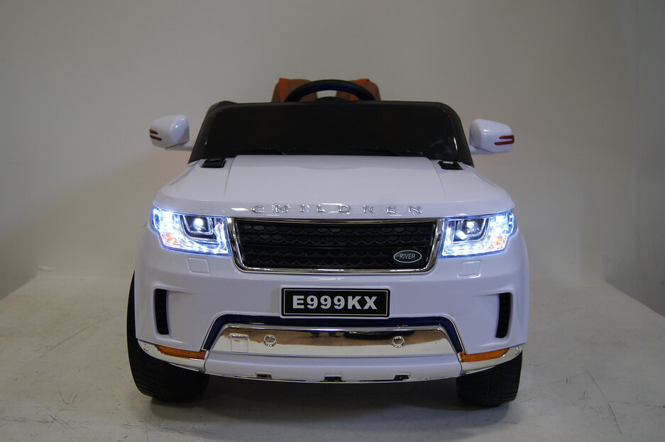 Электромобиль RiverToys Range Rover Sport E999KX белый