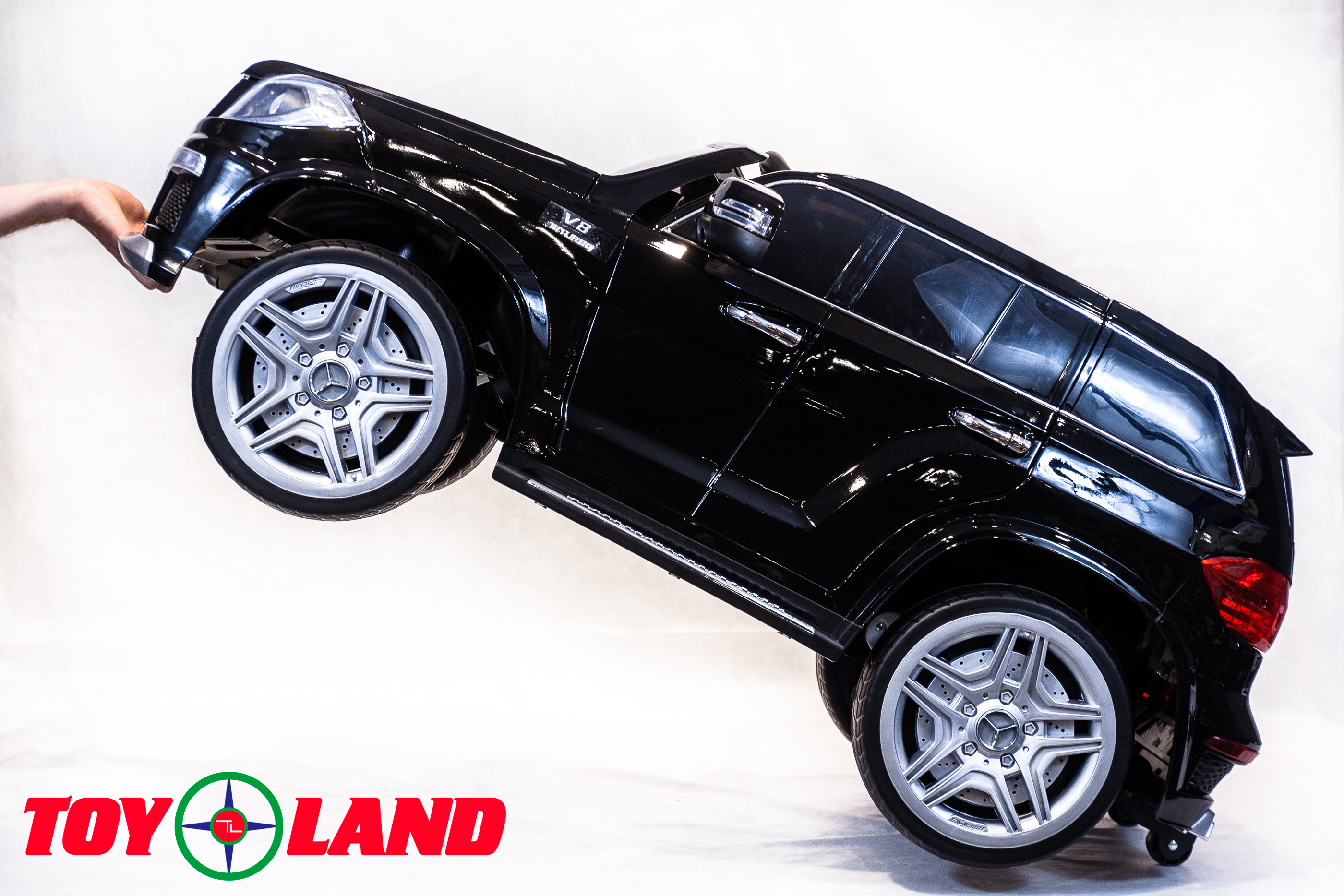 Электромобиль ToyLand Mercedes-Benz GL63 черный