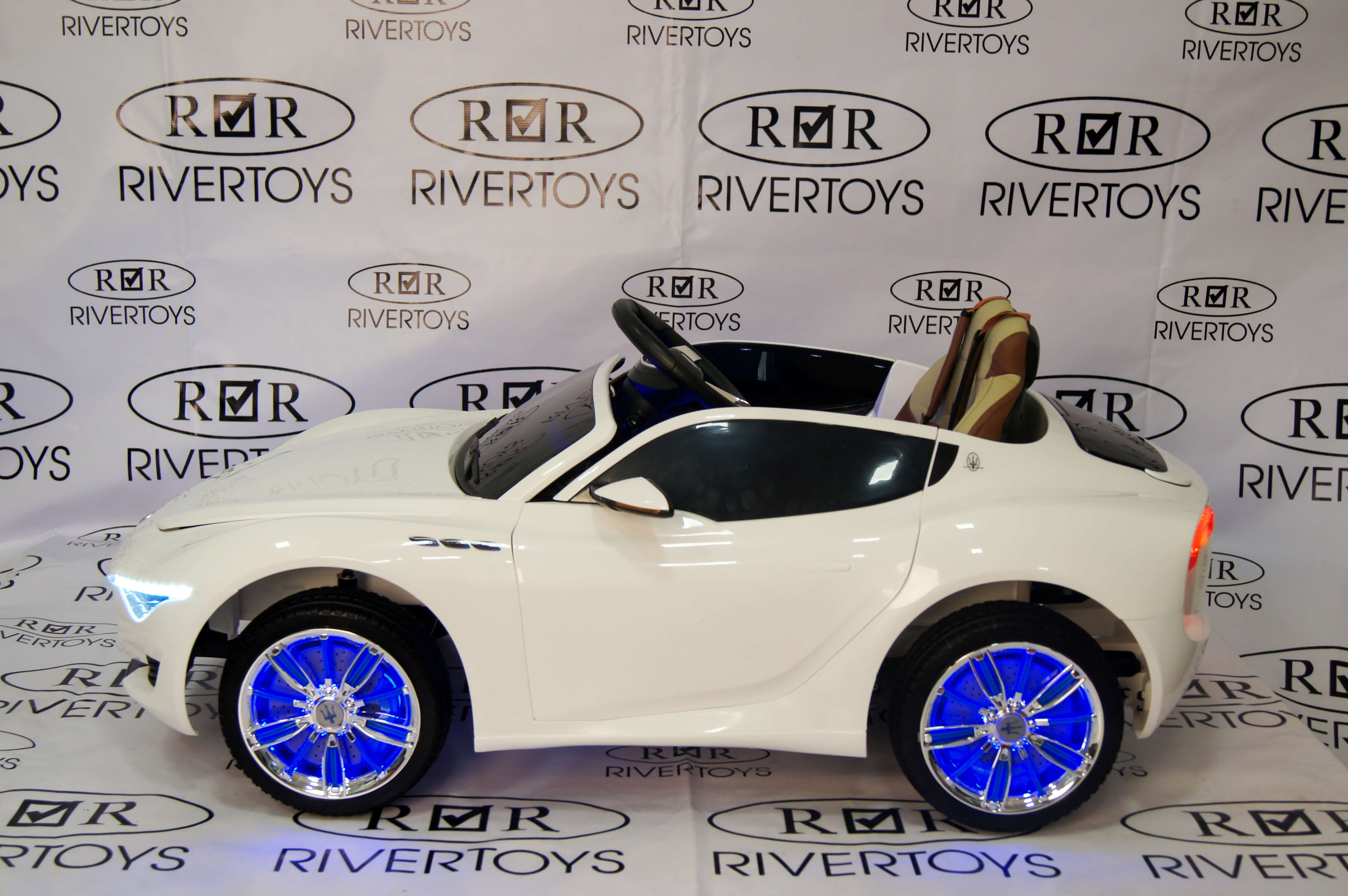 Электромобиль RiverToys Maserati A005AA