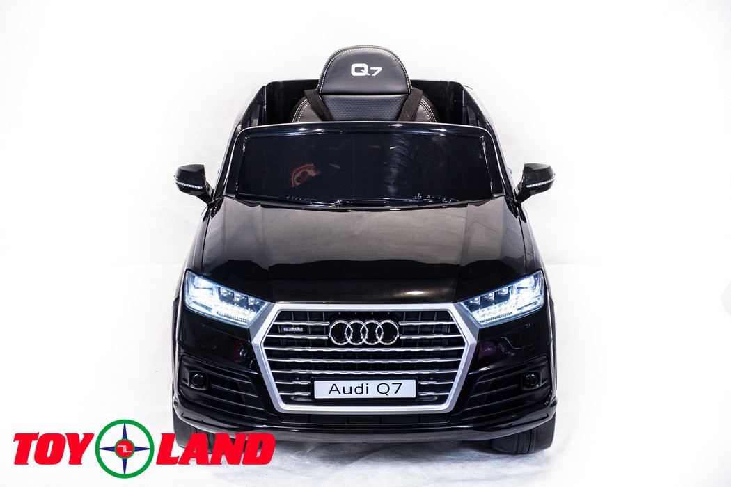 Электромобиль ToyLand Audi Q7 высокая дверь черный