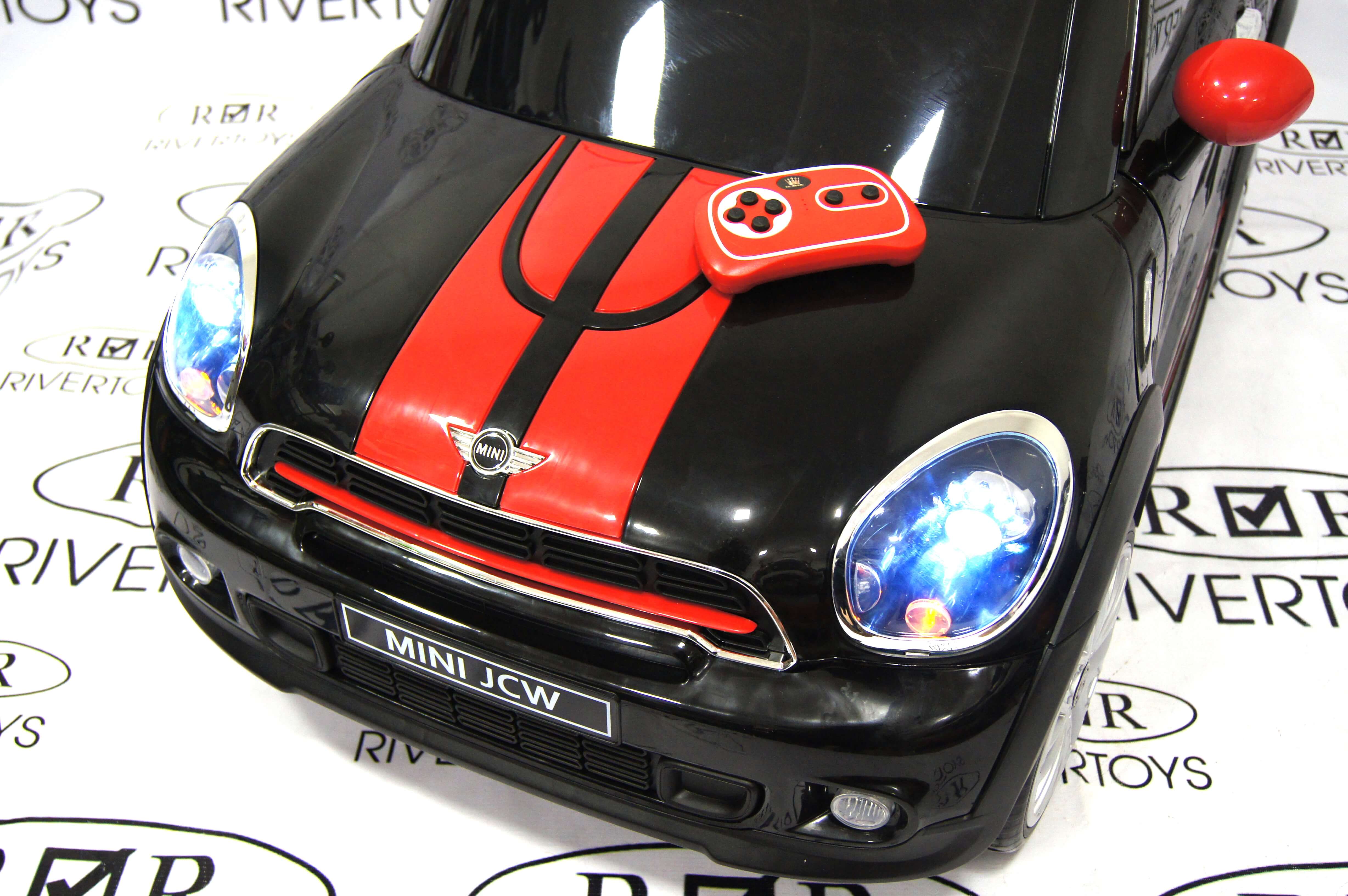 Электромобиль RiverToys MINI COOPER JJ2258