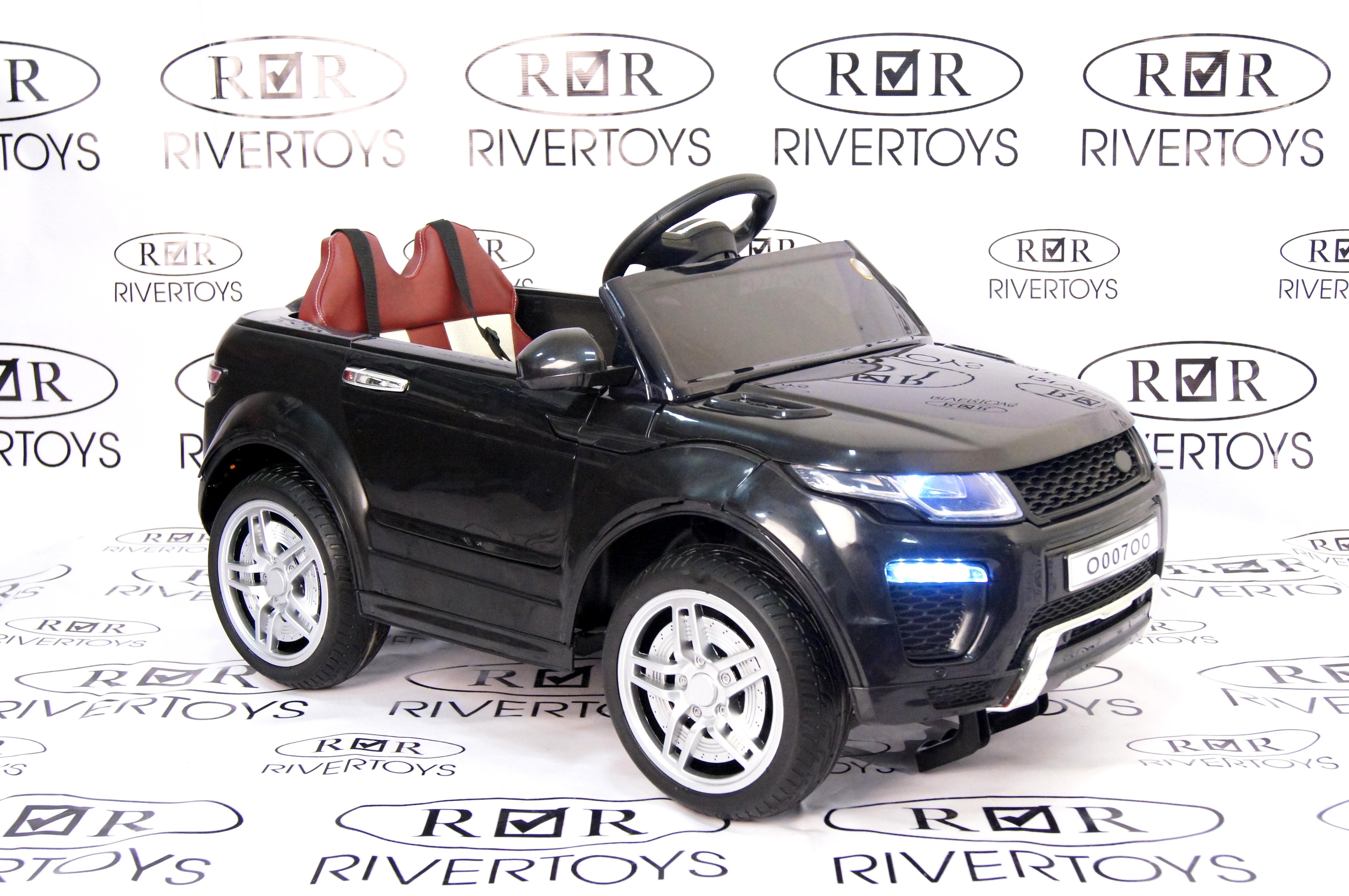 Электромобиль RiverToys Range O007OO VIP черный