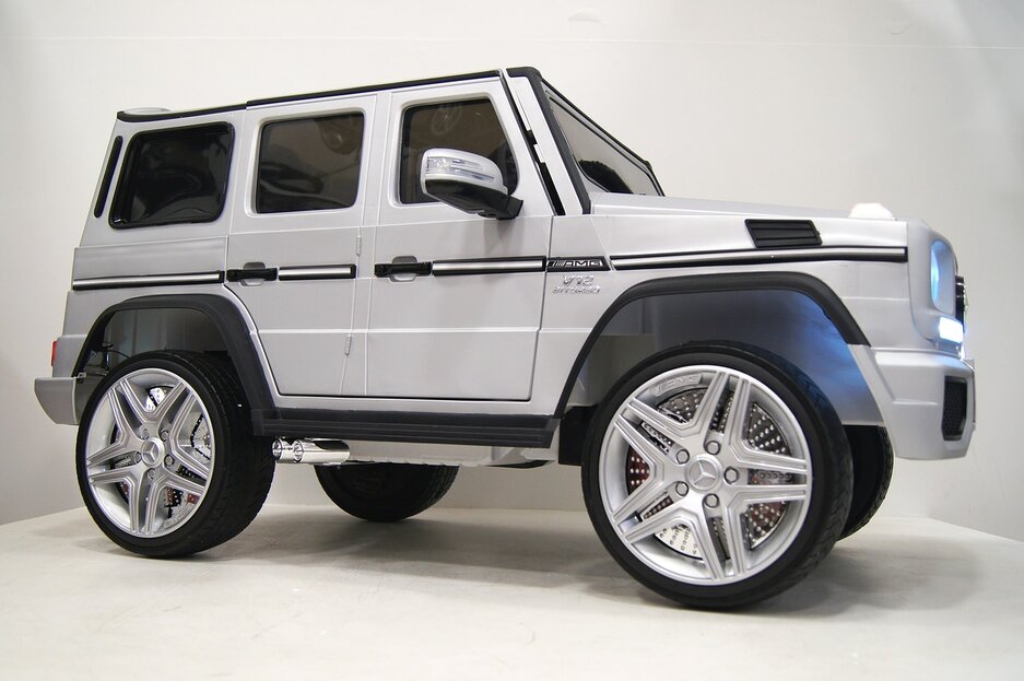 Электромобиль RiverToys Mercedes-Benz G65 AMG серый глянец