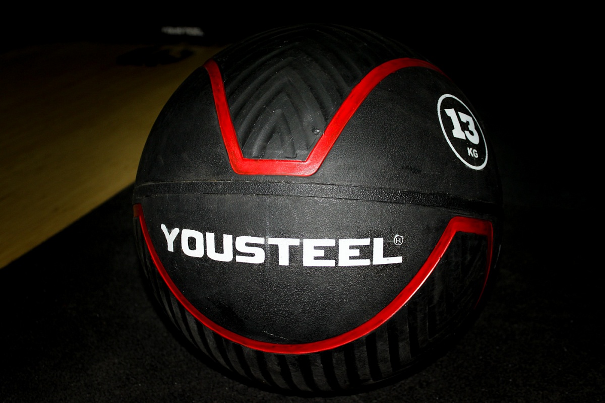 Резиновый мяч Yousteel RUBBERBALL 13 кг