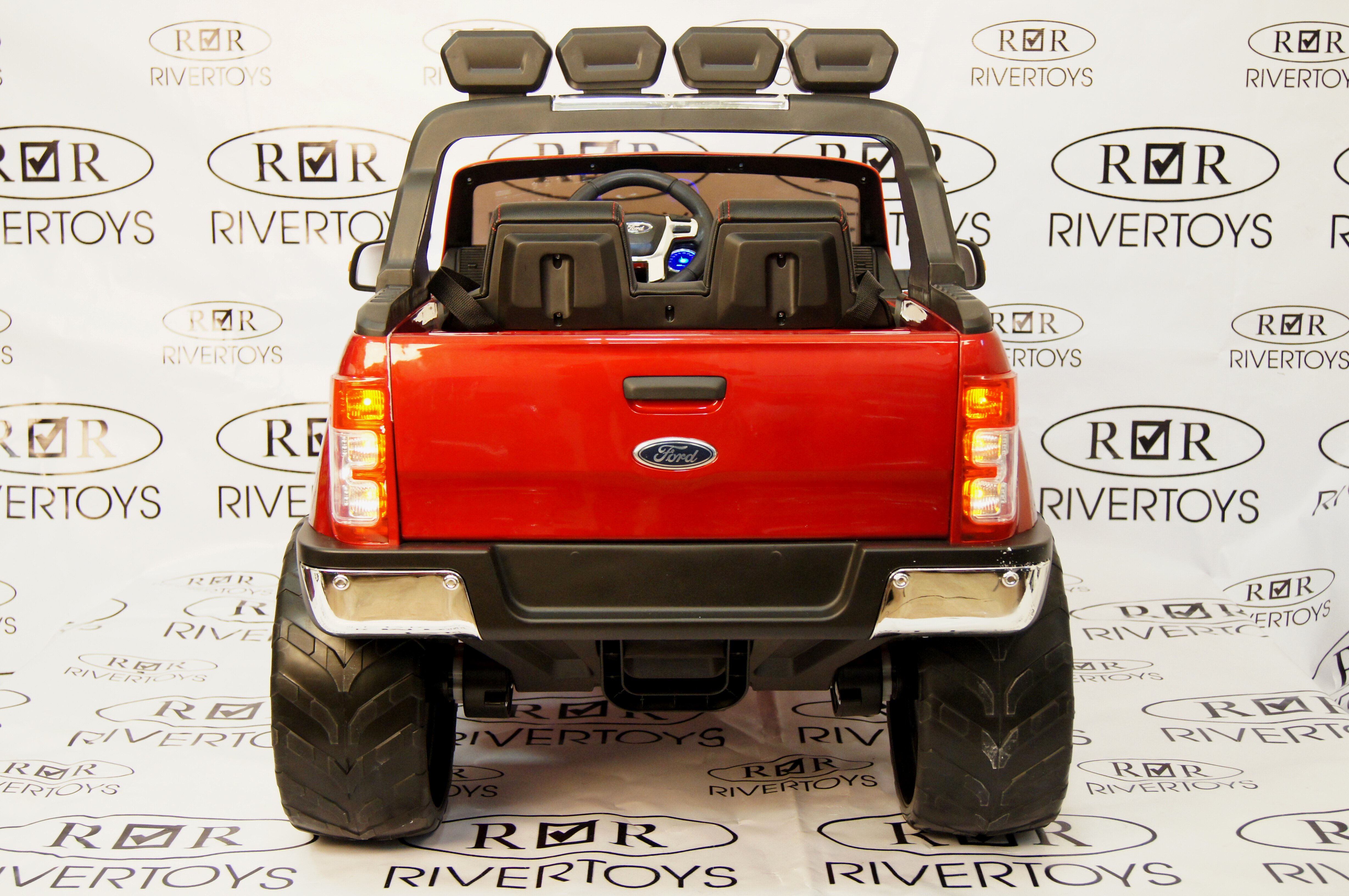 Электромобиль RiverToys NEW FORD RANGER 4WD