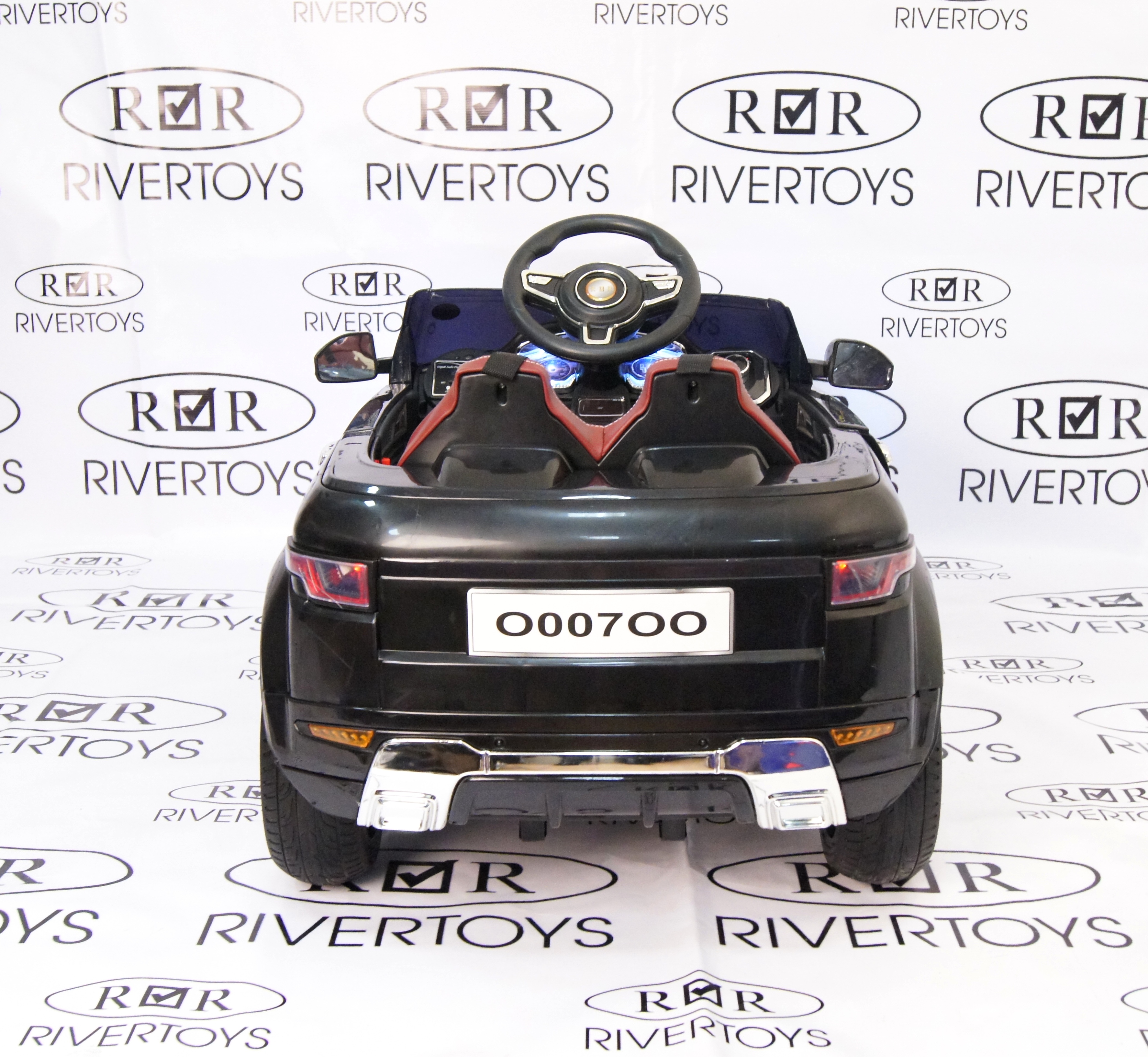 Электромобиль RiverToys Range O007OO VIP черный