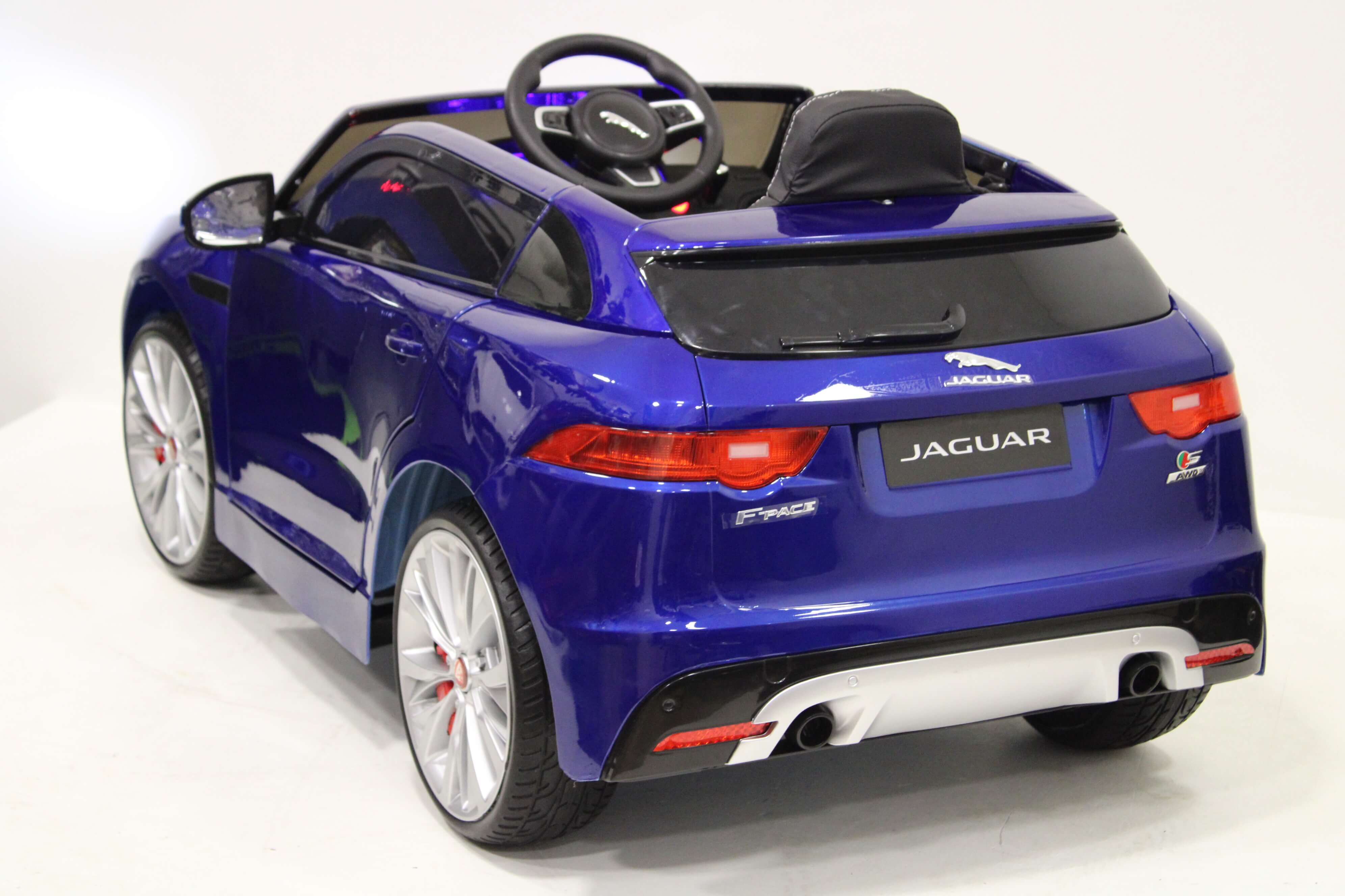 Электромобиль RiverToys JAGUAR F-PACE